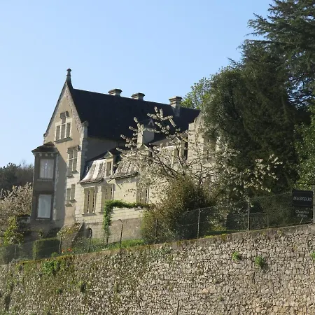 Manoir De Beauregard - Cunault Bed and Breakfast