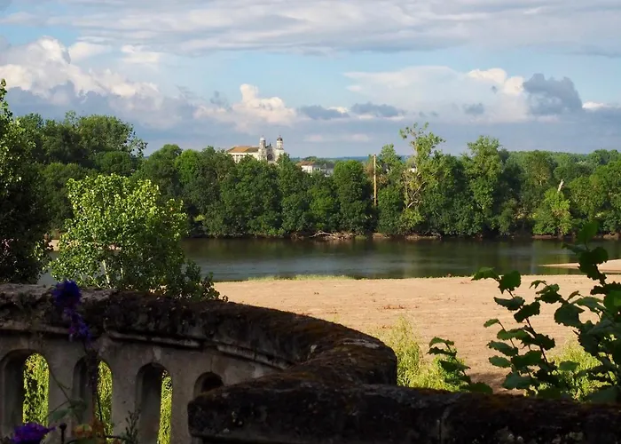 Nocleg ze śniadaniem Manoir De Beauregard - Cunault