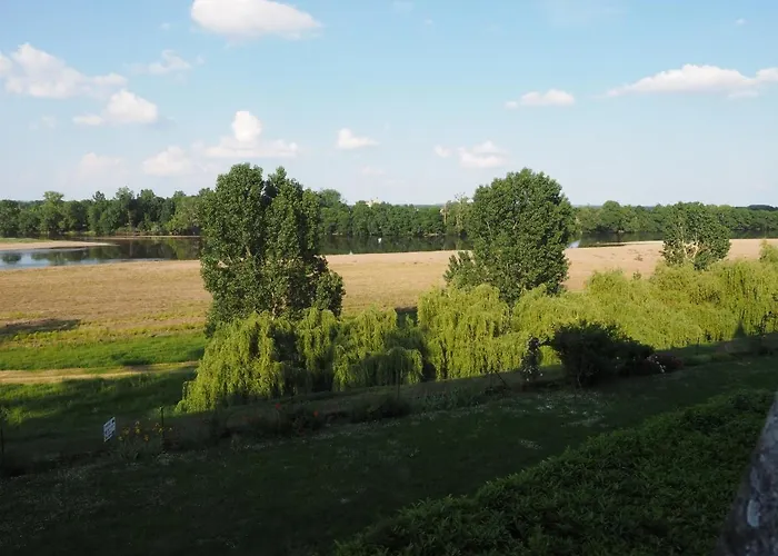 Bed & Breakfast Manoir De Beauregard - Cunault Treves-Cunault