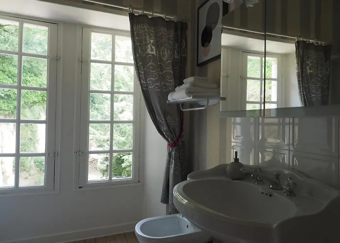 Manoir De Beauregard - Cunault * Treves-Cunault